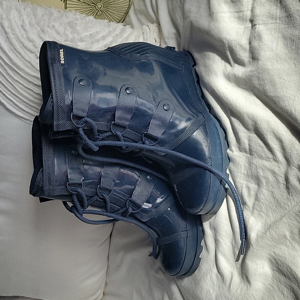 SOREL wedge blue rain/snow boot